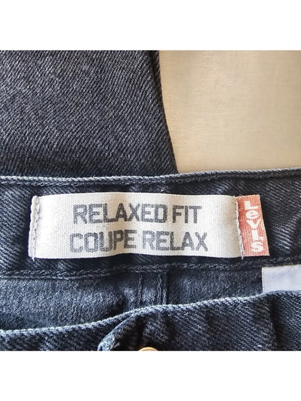 Levis 550 Relaxed Fit Taper Jeans Mens Tag 36x30 Act 35x28.5 Black Faded Wash - Picture 8 of 11